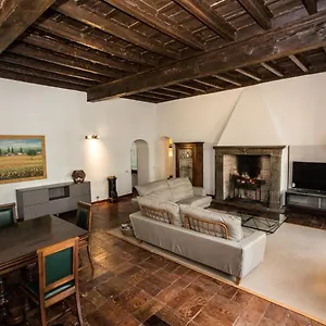 Apartment Historical In The Center Of - Larihome A02, Gravedona